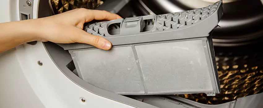 Signs Of A Clogged Dryer Lint Trap in Alton, Illinois